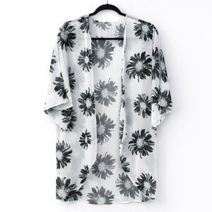 NWOT Floral Sheer Kimono Cardigan CoverUp – Black & White Daisy Print, Size M